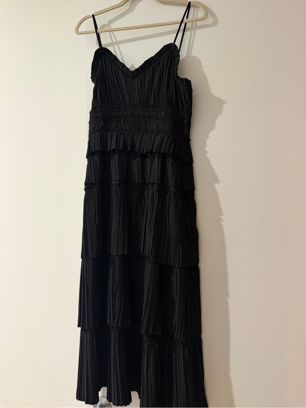 Sea New York Black Pleated Tiered Spaghetti-Strap Maxi Dress